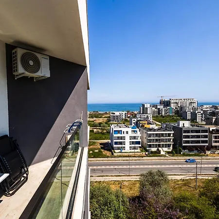 Apartament Azure Meraki And *