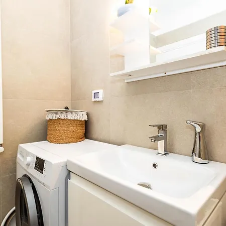 Apartament Azure Meraki And