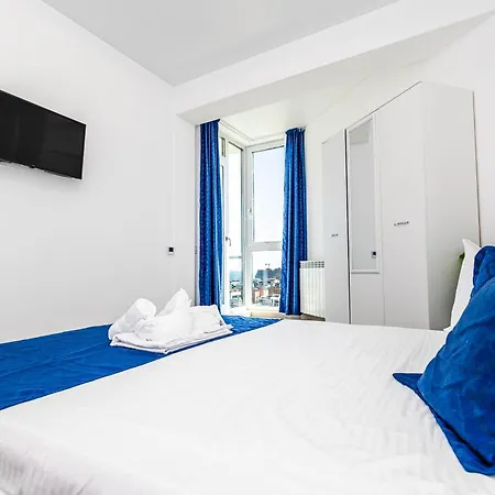Azure Meraki And Apartament Năvodari